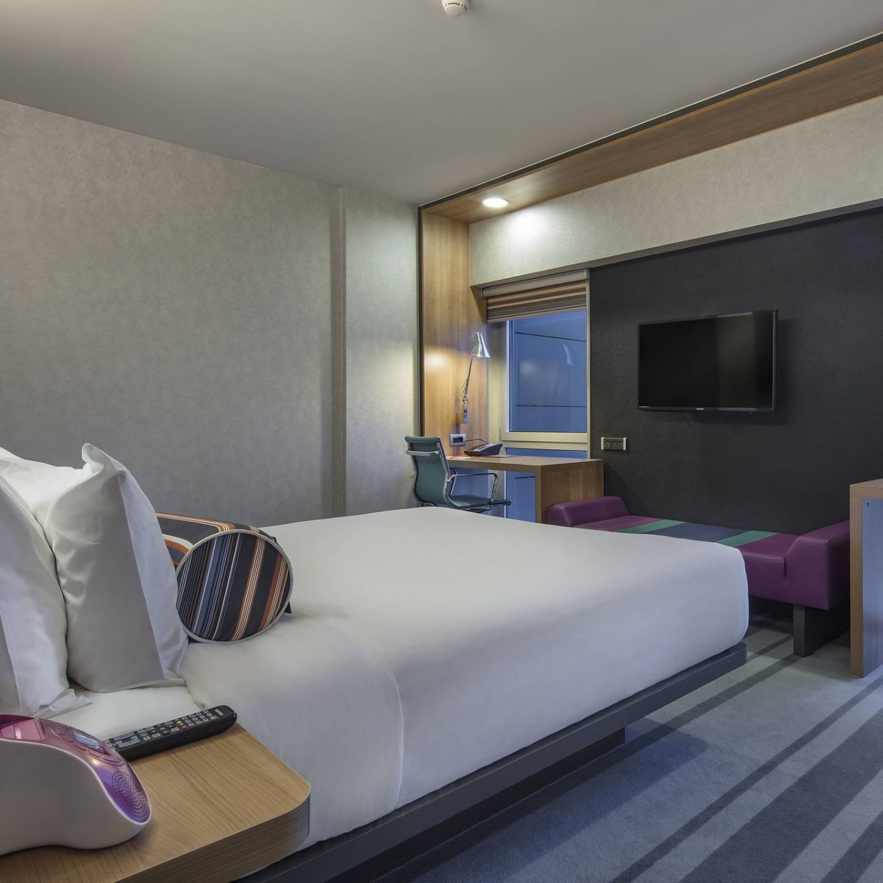 Aloft hotel pillows hotsell